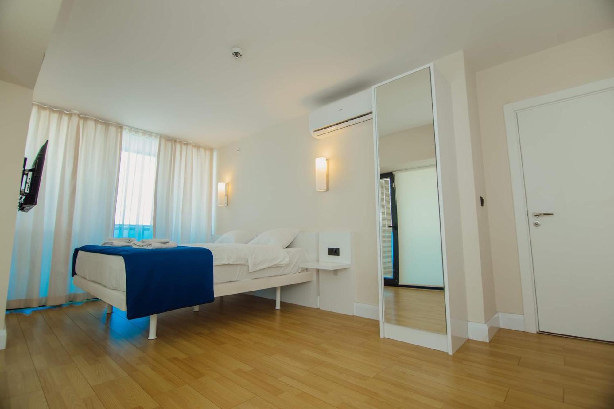 Orbi City Center Sea View Apart otel Batum Dış mekan fotoğraf